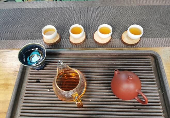 贵州花语茶居